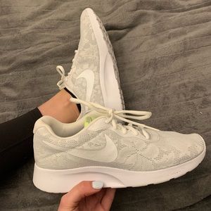 White Lace Nike’s